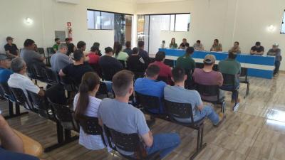 Conselho Municipal de Desenvolvimento Rural Sustentável em Porto Barreiro elege novos conselheiros e realiza reunião com produtores